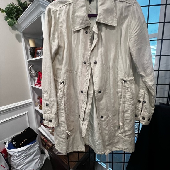 Price drop! EUC Cabi Excursion Anorak Jacket XS - Picture 13 of 15